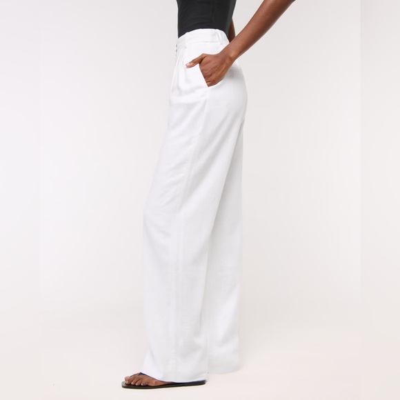 Abercrombie & Fitch White Wide-Leg Pants - Picture 1 of 5